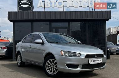 Седан Mitsubishi Lancer 2008 в Киеве