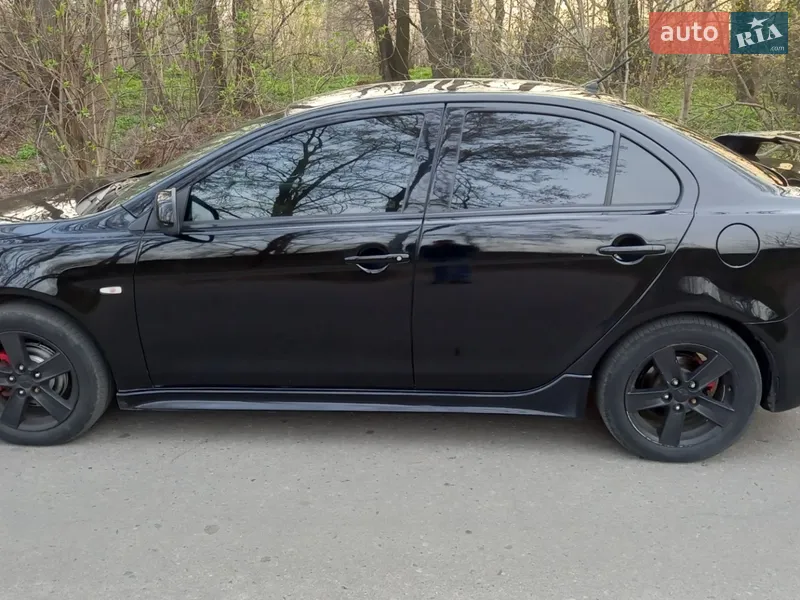 Mitsubishi Lancer