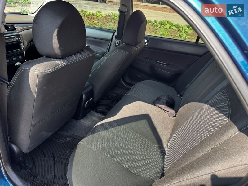 Седан Mitsubishi Lancer 2006 в Николаеве