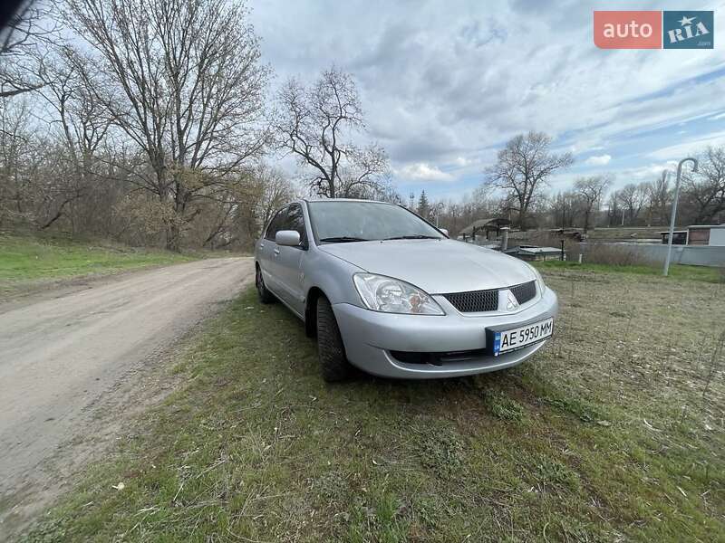 Седан Mitsubishi Lancer 2005 в Изюме фото Седан Mitsubishi Lancer 2005 в Изюме