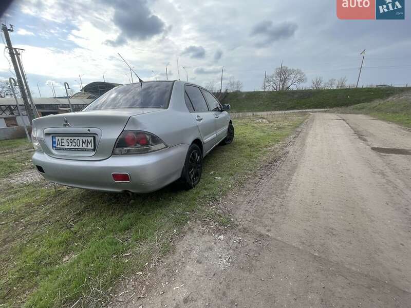 Седан Mitsubishi Lancer 2005 в Изюме фото 2 Седан Mitsubishi Lancer 2005 в Изюме
