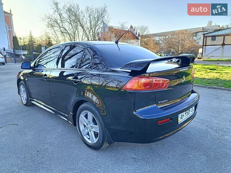Седан Mitsubishi Lancer 2008 в Киеве