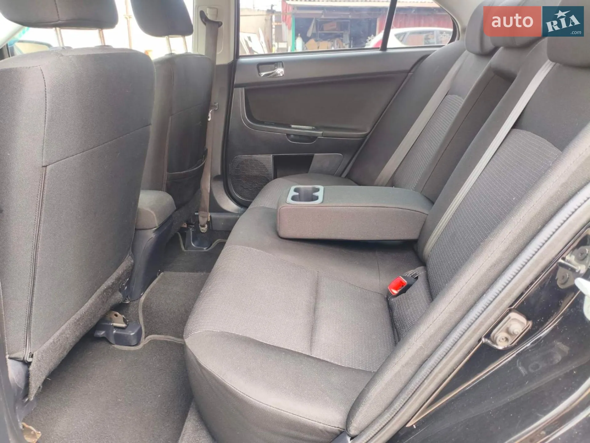 2011 Mitsubishi Lancer - мініатюра 26