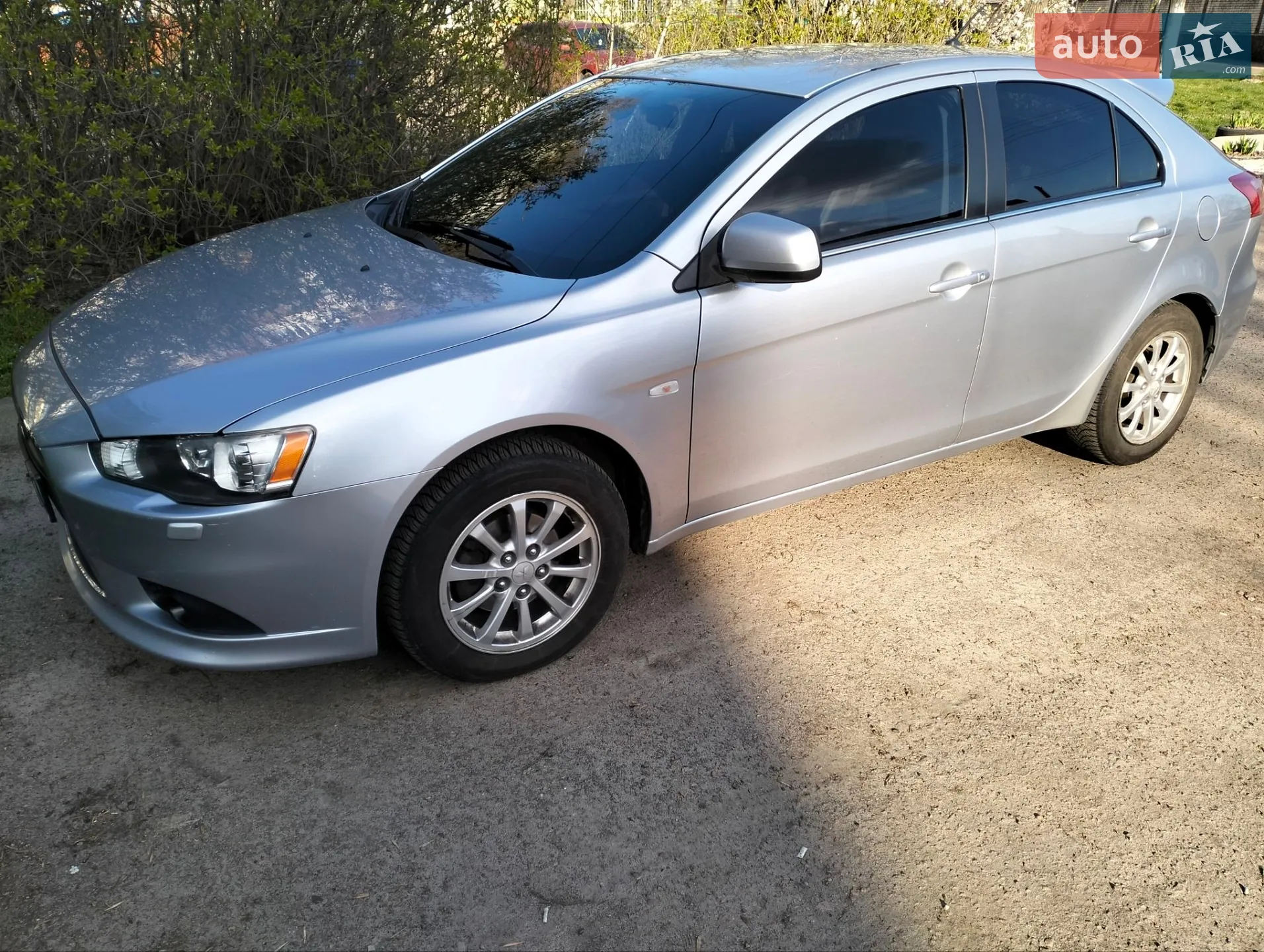 2010 Mitsubishi Lancer - мініатюра 3