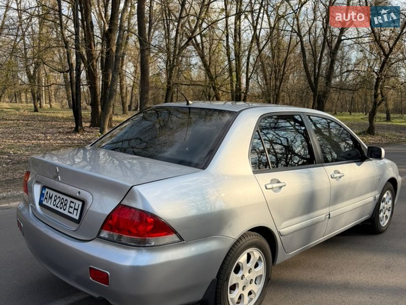 Седан Mitsubishi Lancer 2009 в Малине фото 5 Седан Mitsubishi Lancer 2009 в Малине