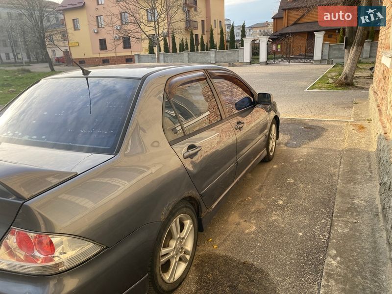 Седан Mitsubishi Lancer 2005 в Дрогобыче фото 4 Седан Mitsubishi Lancer 2005 в Дрогобыче