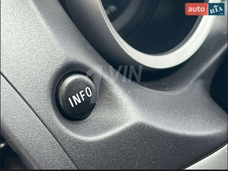 Седан Mitsubishi Lancer 2009 в Києві