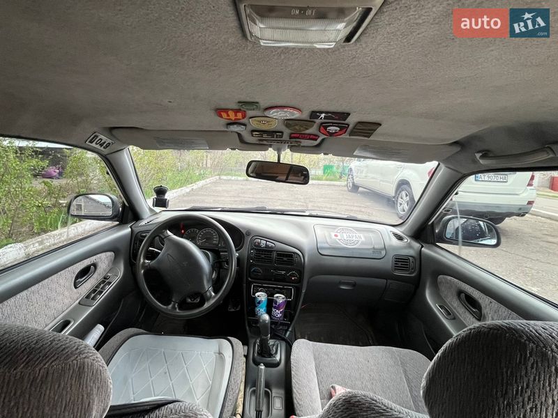 Седан Mitsubishi Lancer 1995 в Кременчуці