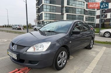 Седан Mitsubishi Lancer 2004 в Львове