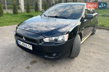 Седан Mitsubishi Lancer 2010 в Золочеві