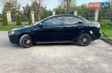 Седан Mitsubishi Lancer 2010 в Золочеві