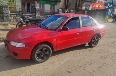 Седан Mitsubishi Lancer 1996 в Старом Селе