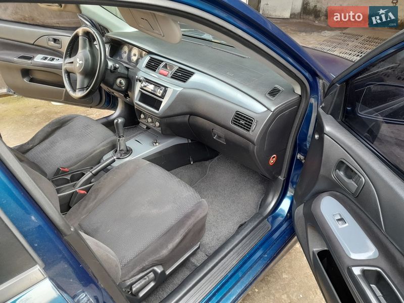 Седан Mitsubishi Lancer 2006 в Барышевке