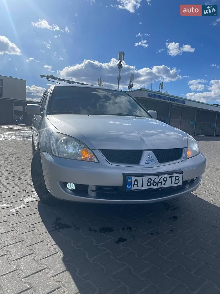 2011 Mitsubishi Lancer - мініатюра 41