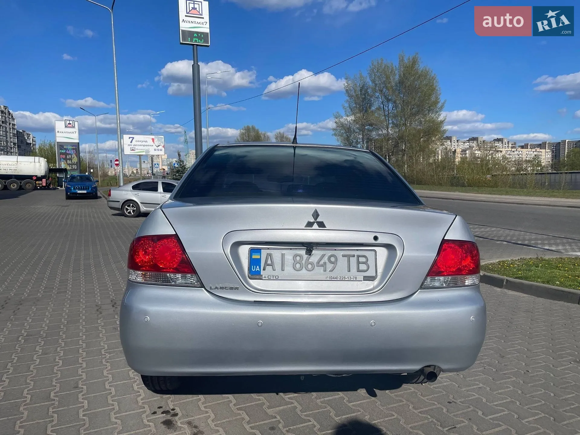 2011 Mitsubishi Lancer - мініатюра 16