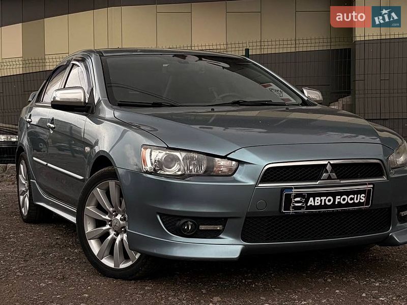 Седан Mitsubishi Lancer 2008 в Киеве