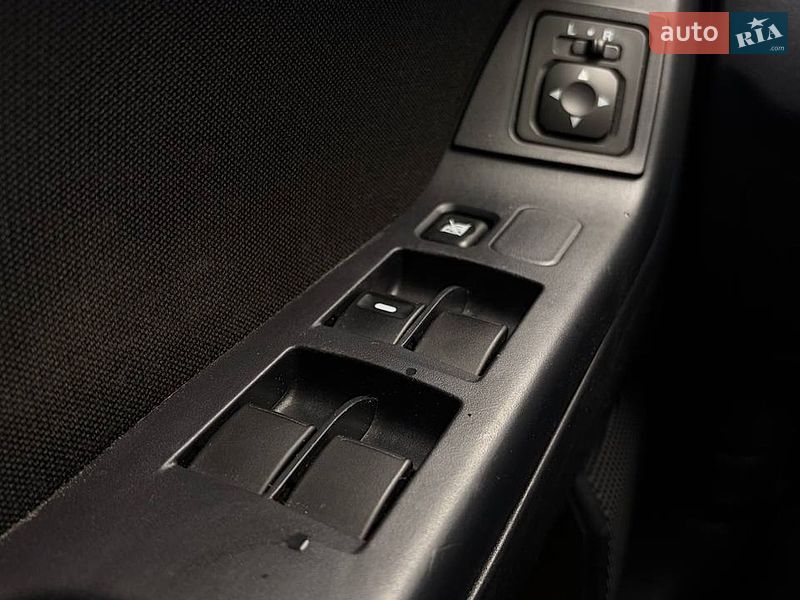 Седан Mitsubishi Lancer 2008 в Киеве