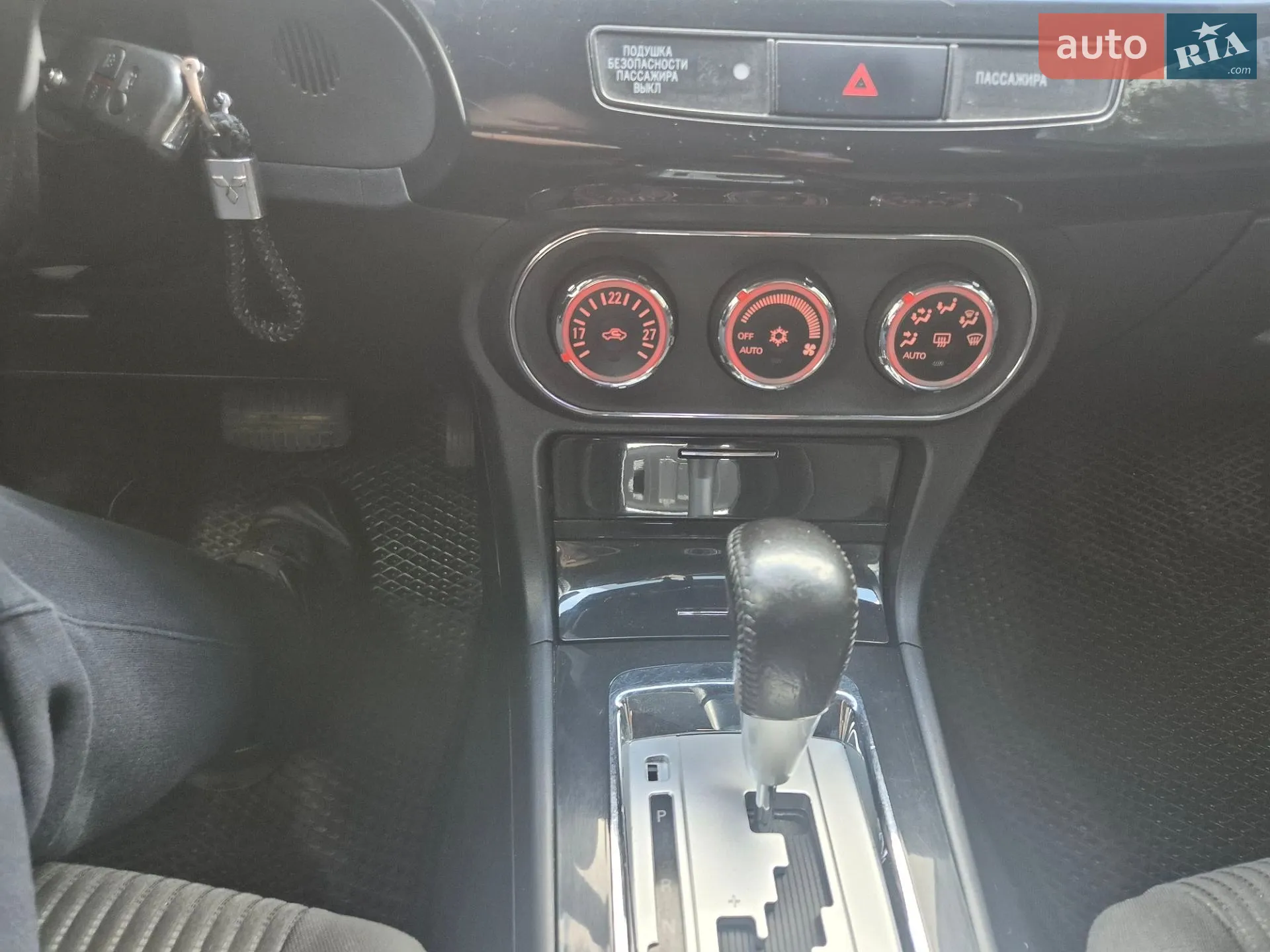 2011 Mitsubishi Lancer - мініатюра 9