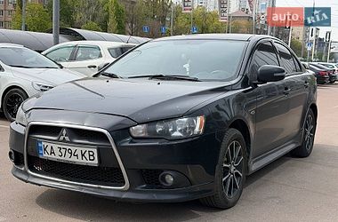Седан Mitsubishi Lancer 2015 в Киеве