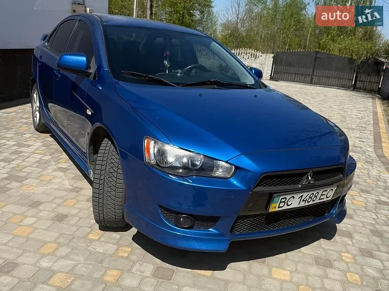 Mitsubishi Lancer