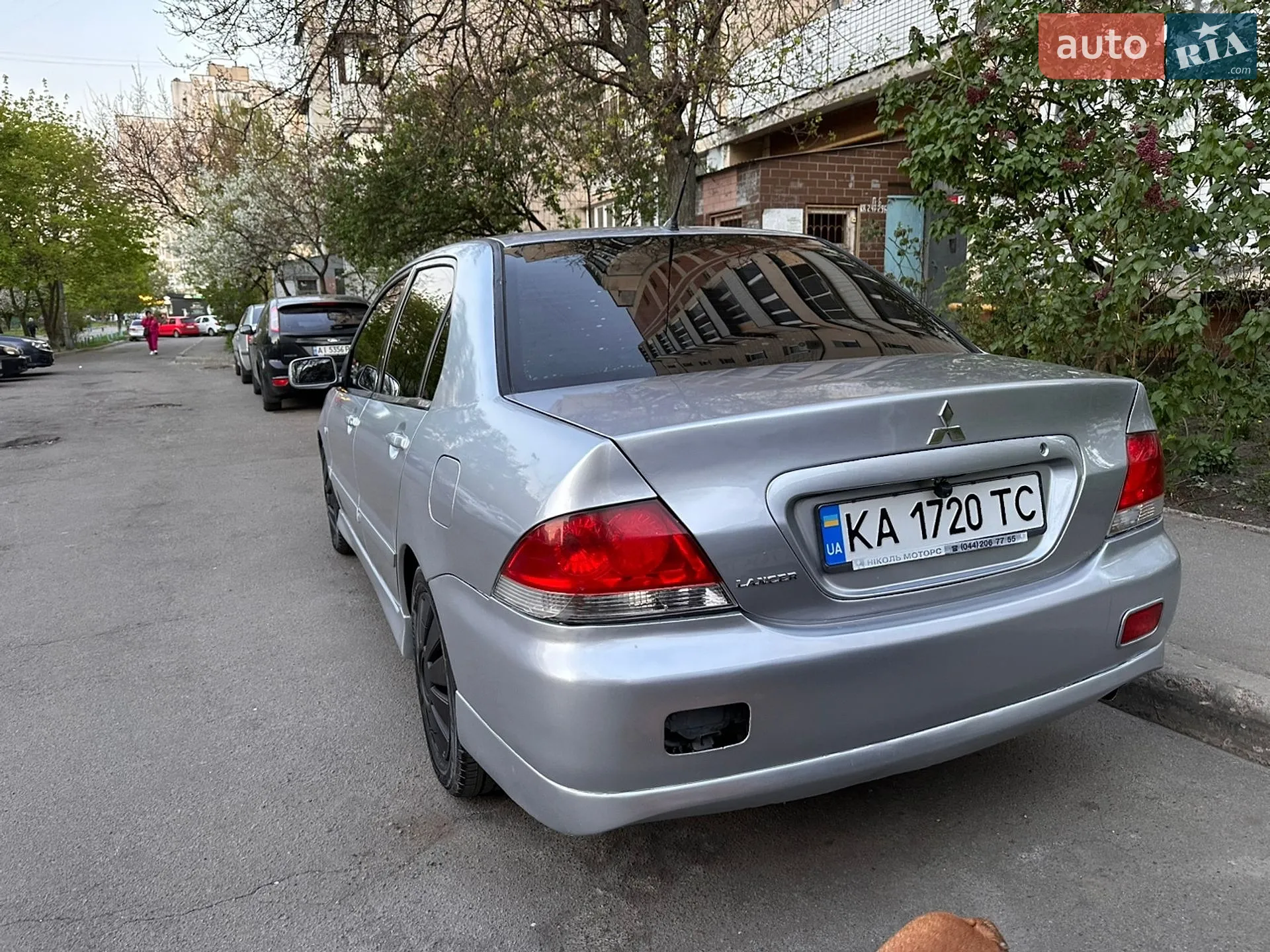 Mitsubishi Lancer 2009 VIN JMBSRCS3A9U000352 фото оголошення 4 з 13