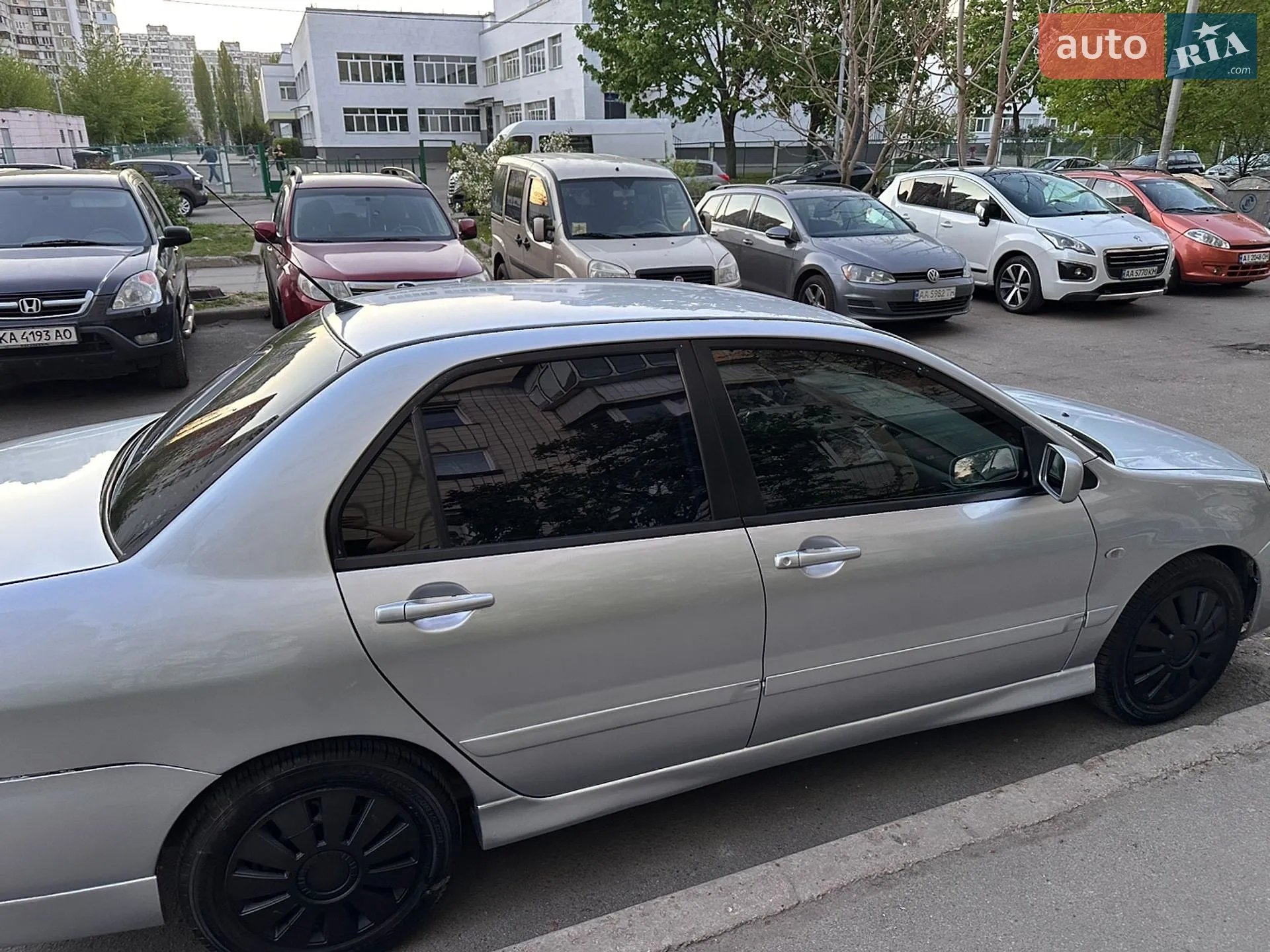 Mitsubishi Lancer 2009 VIN JMBSRCS3A9U000352 фото оголошення 7 з 13