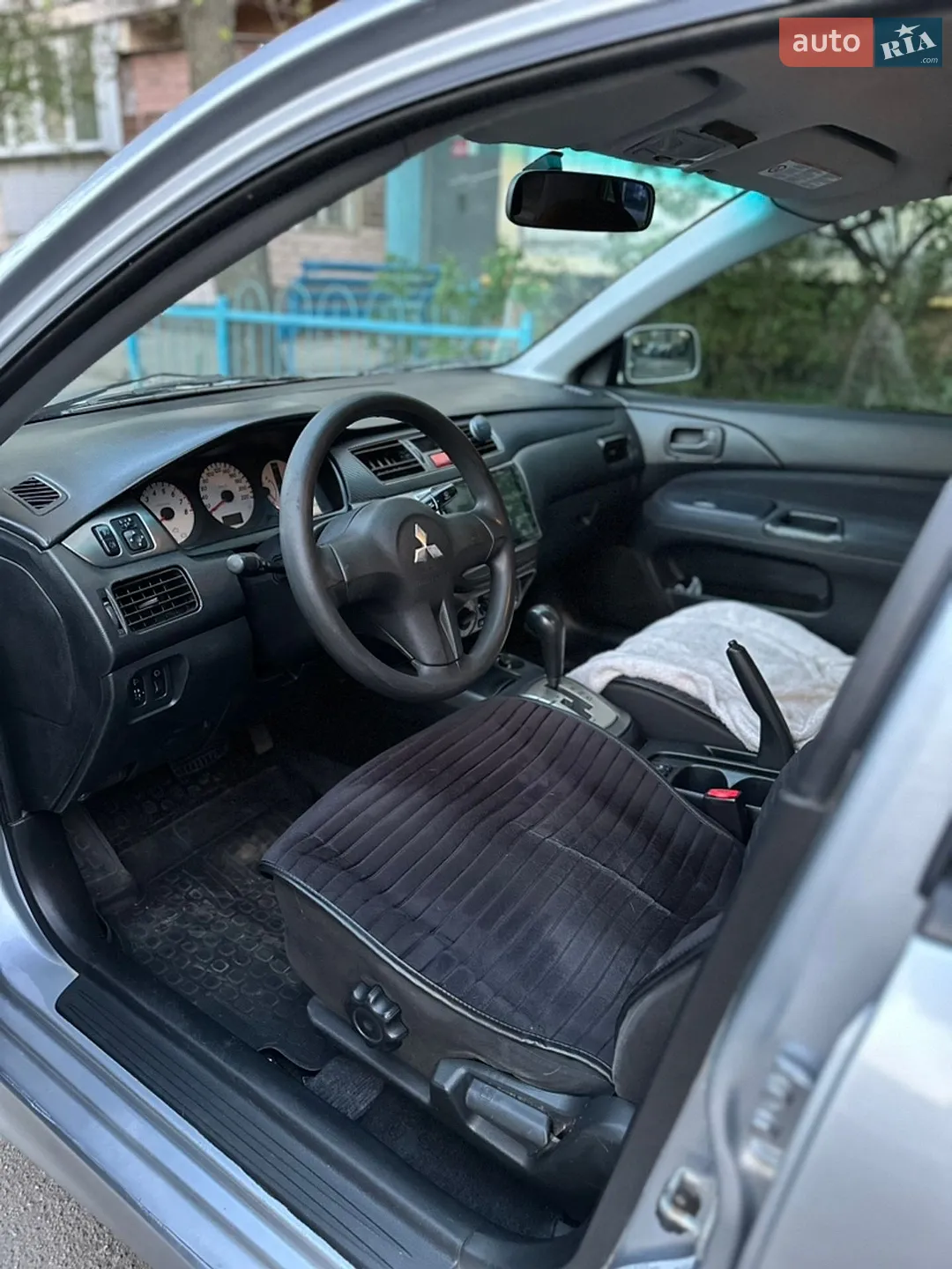 Mitsubishi Lancer 2009 VIN JMBSRCS3A9U000352 фото оголошення 8 з 13