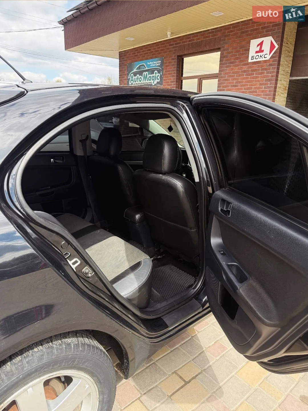 2011 Mitsubishi Lancer - мініатюра 11