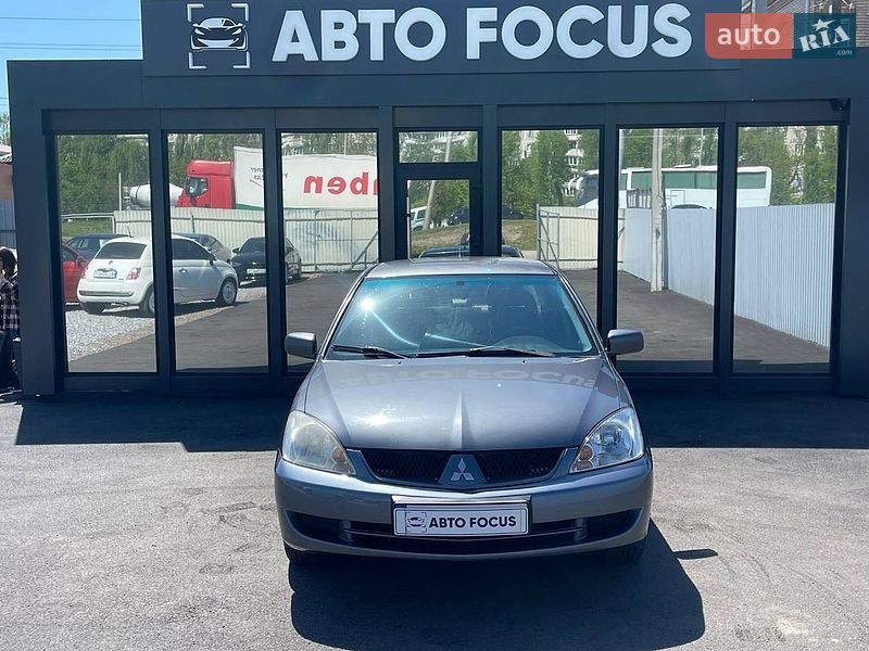 Седан Mitsubishi Lancer 2008 в Киеве