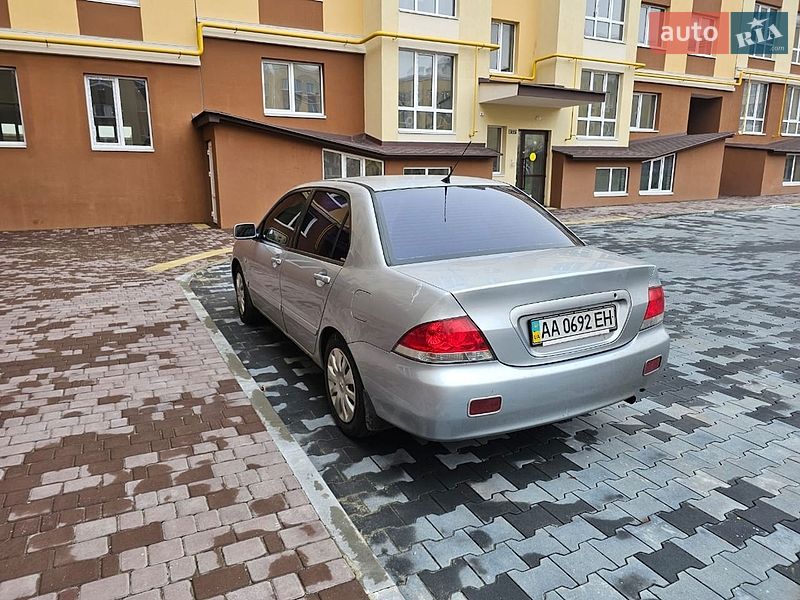 Седан Mitsubishi Lancer 2007 в Києві