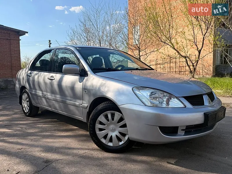 Mitsubishi Lancer