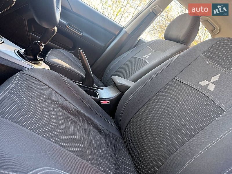 Седан Mitsubishi Lancer 2008 в Ахтырке