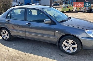 Седан Mitsubishi Lancer 2009 в Киеве