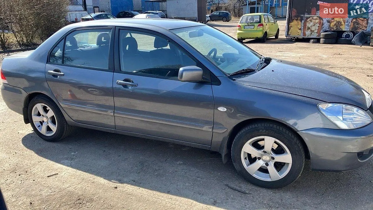 2010 Mitsubishi Lancer - мініатюра 20