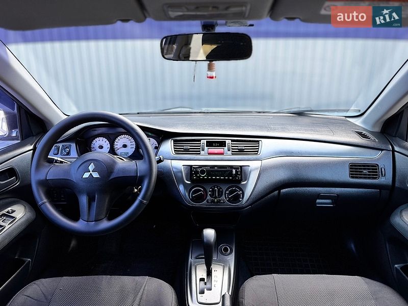 Седан Mitsubishi Lancer 2007 в Николаеве