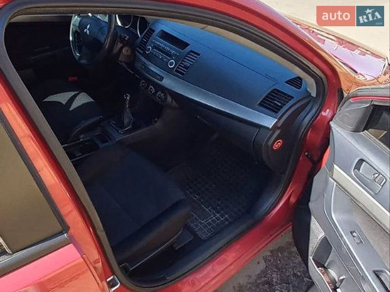 Седан Mitsubishi Lancer 2007 в Киеве