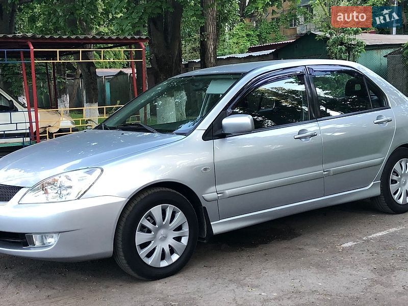 Седан Mitsubishi Lancer 2005 в Одессе