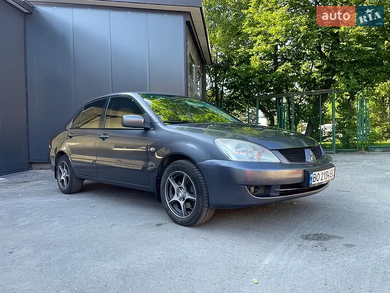 Mitsubishi Lancer