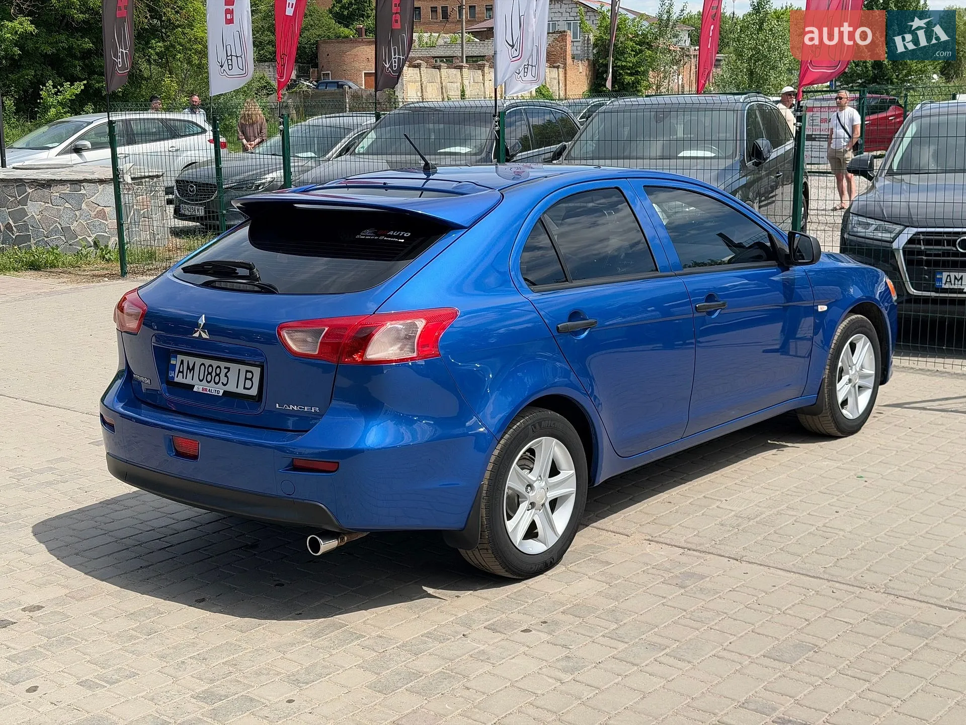 2010 Mitsubishi Lancer - мініатюра 14