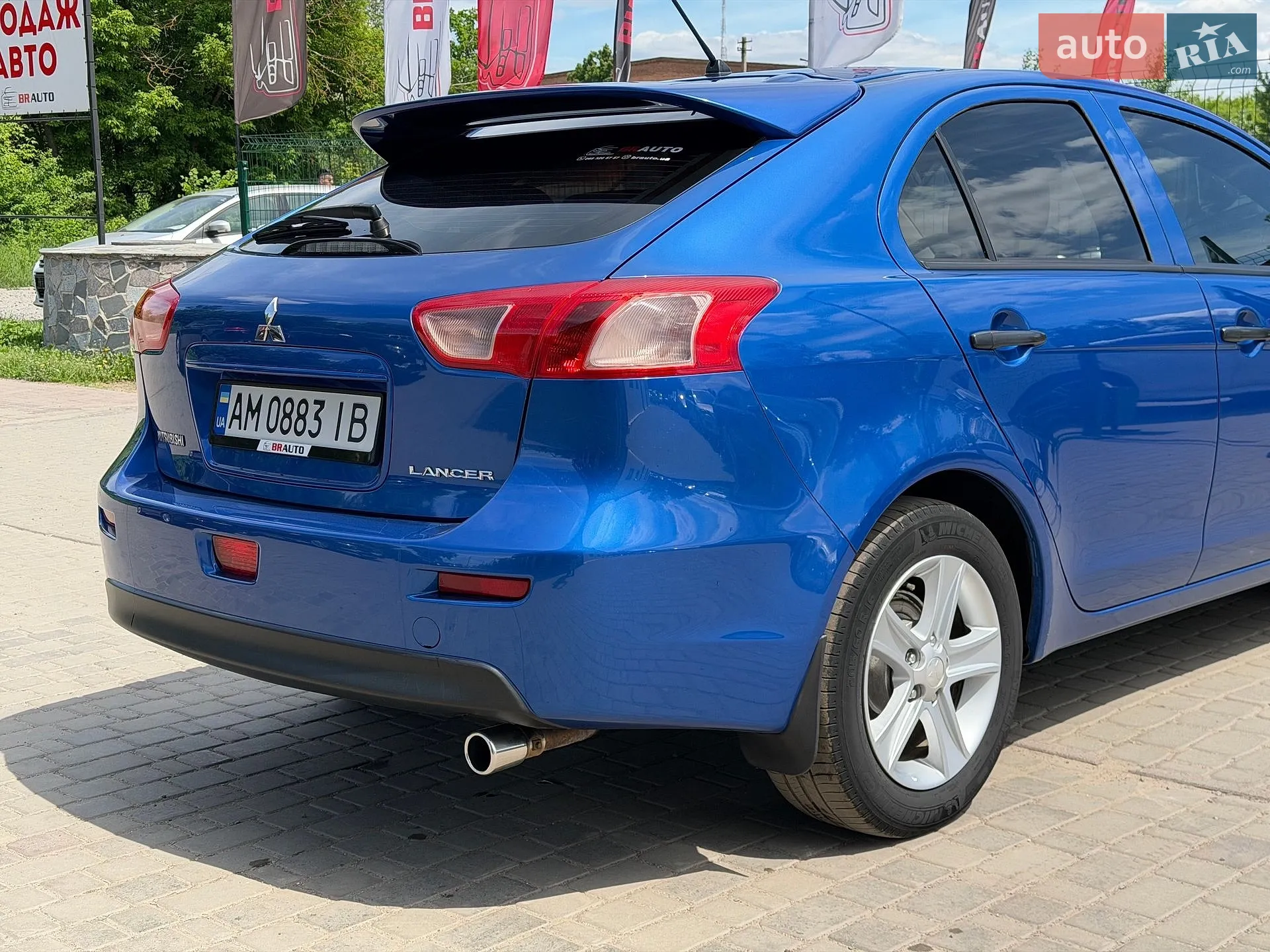 2010 Mitsubishi Lancer - мініатюра 16