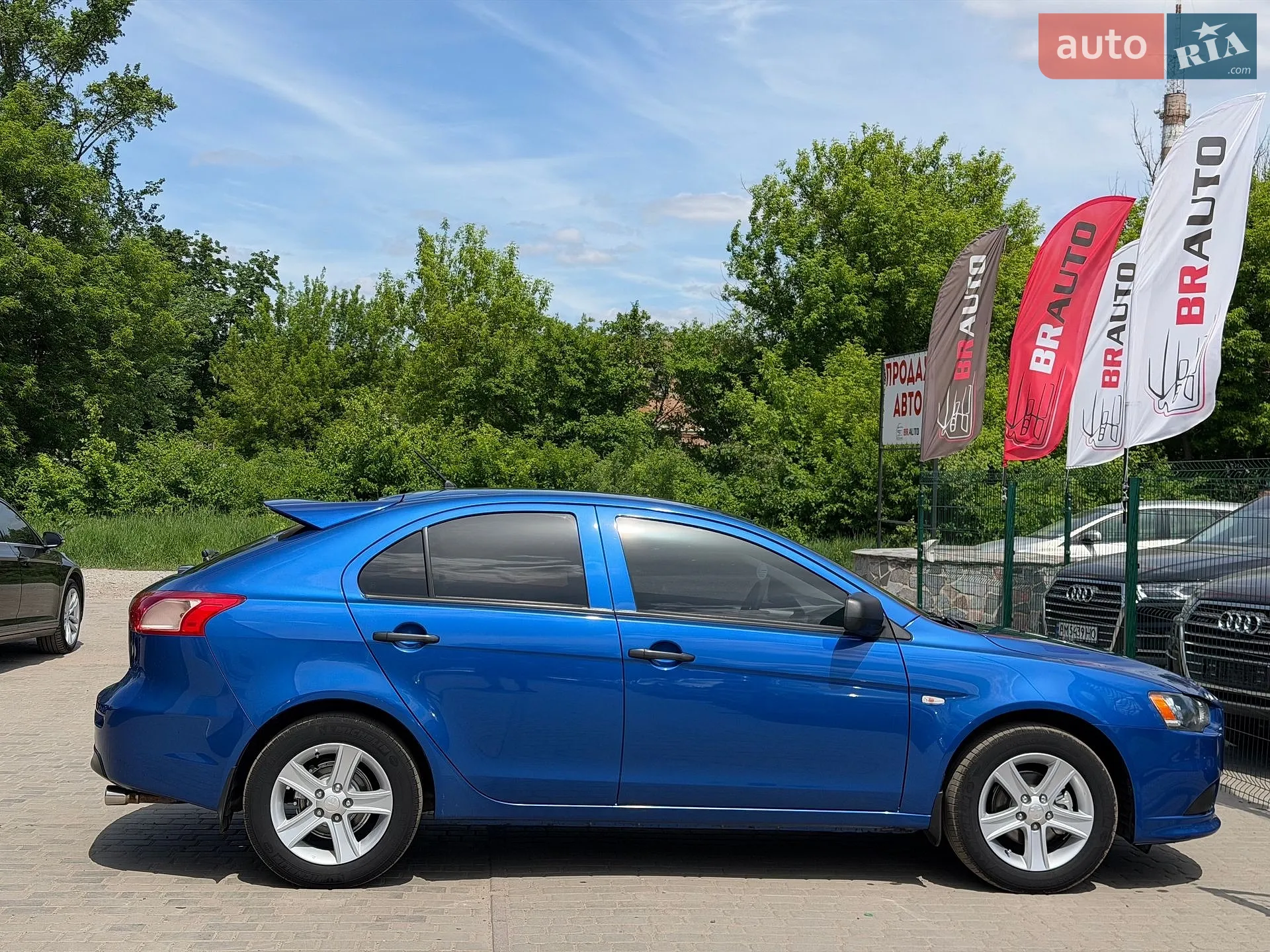 2010 Mitsubishi Lancer - мініатюра 22
