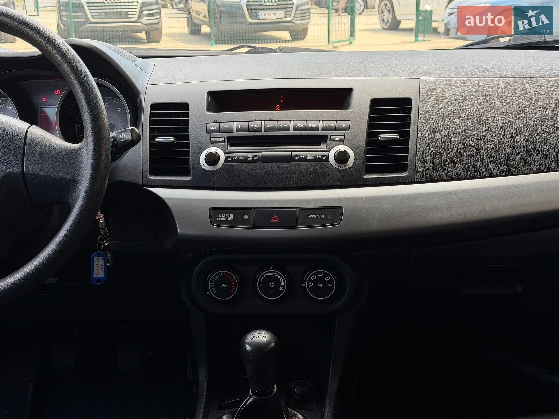 2010 Mitsubishi Lancer - мініатюра 35