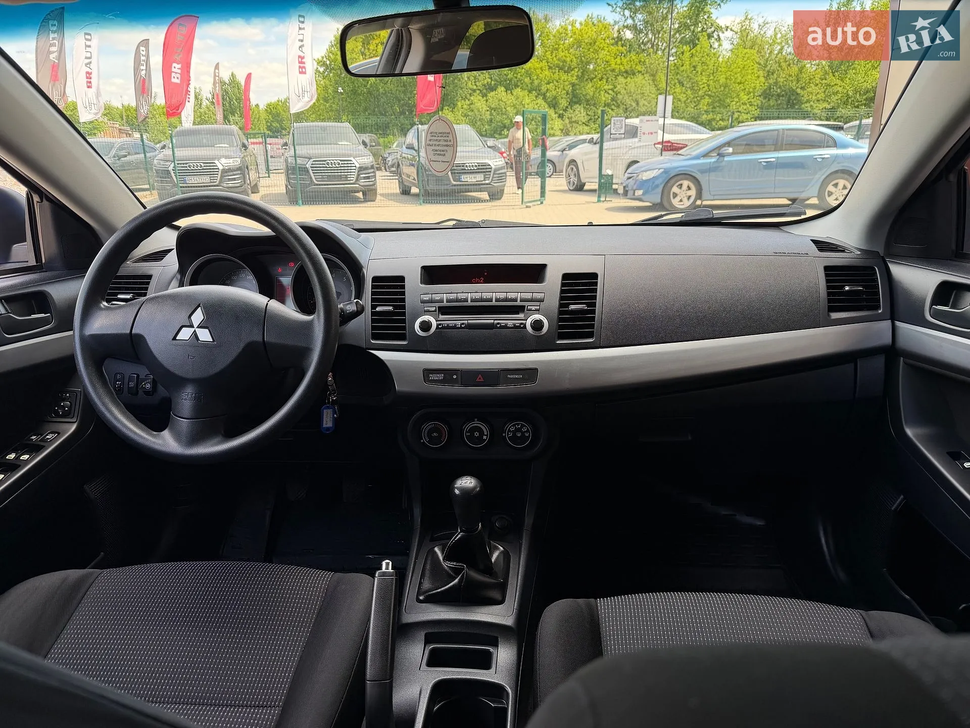 2010 Mitsubishi Lancer - мініатюра 36