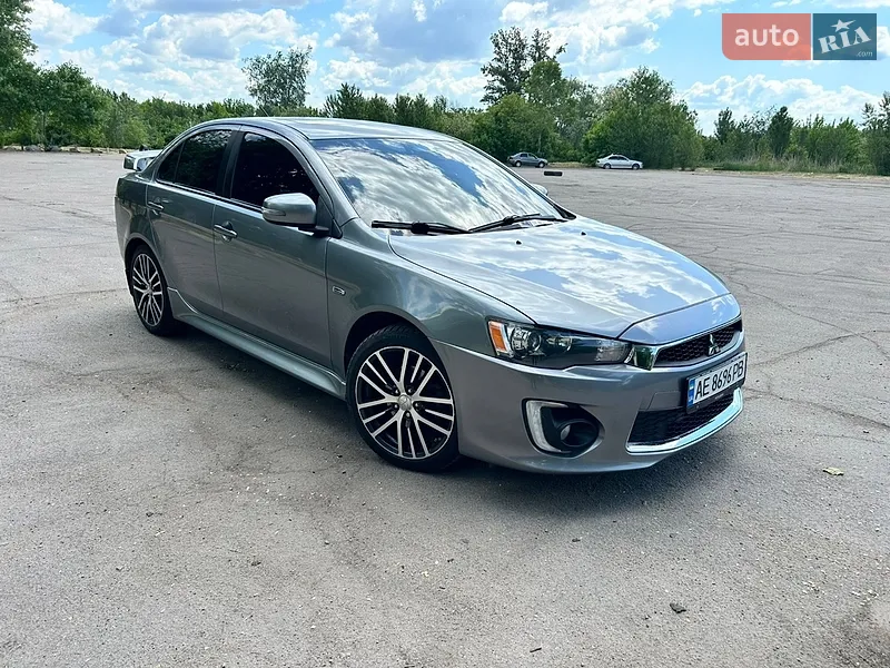 Mitsubishi Lancer 2016