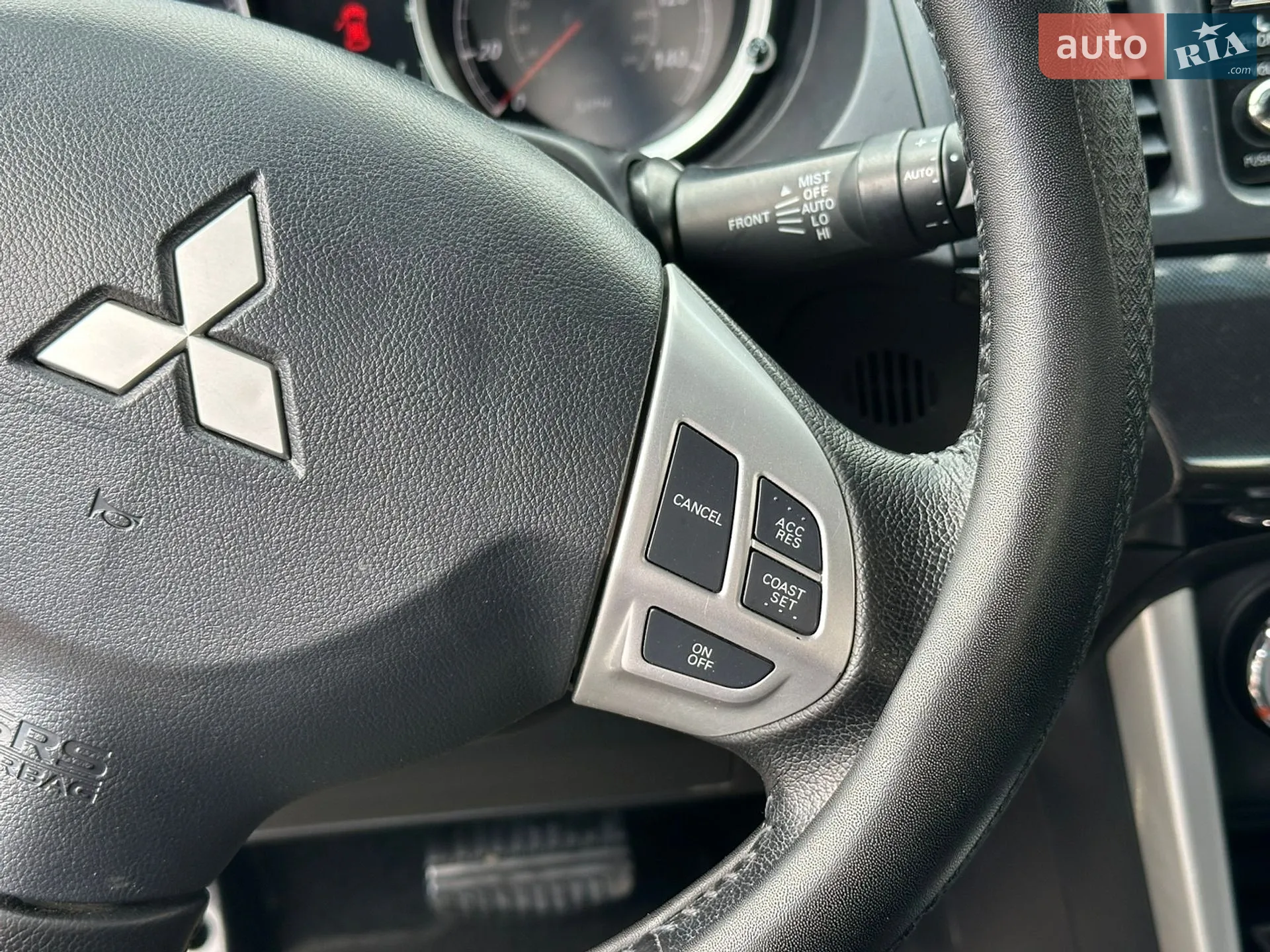 2016 Mitsubishi Lancer - мініатюра 28