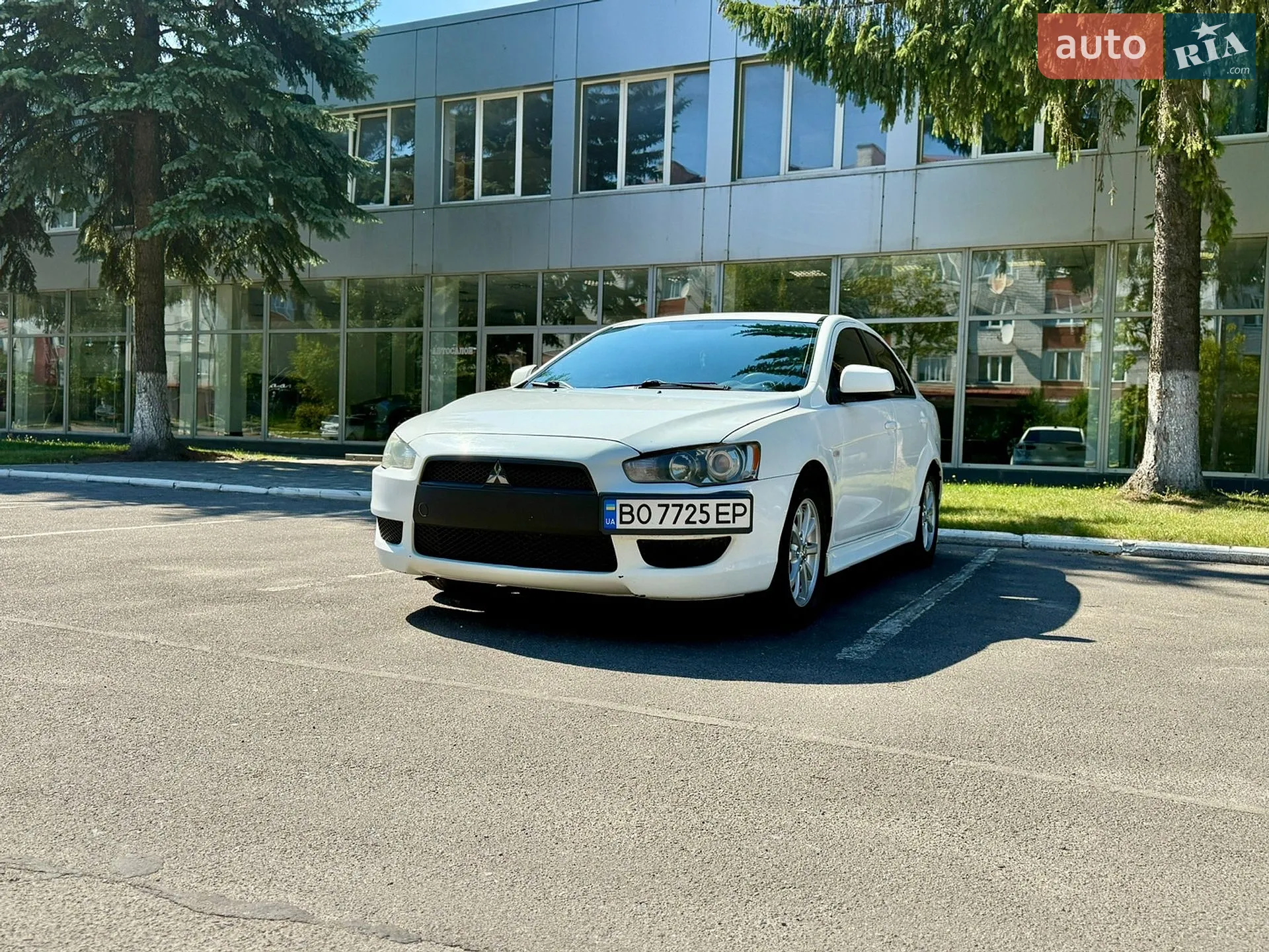 2010 Mitsubishi Lancer - мініатюра 2