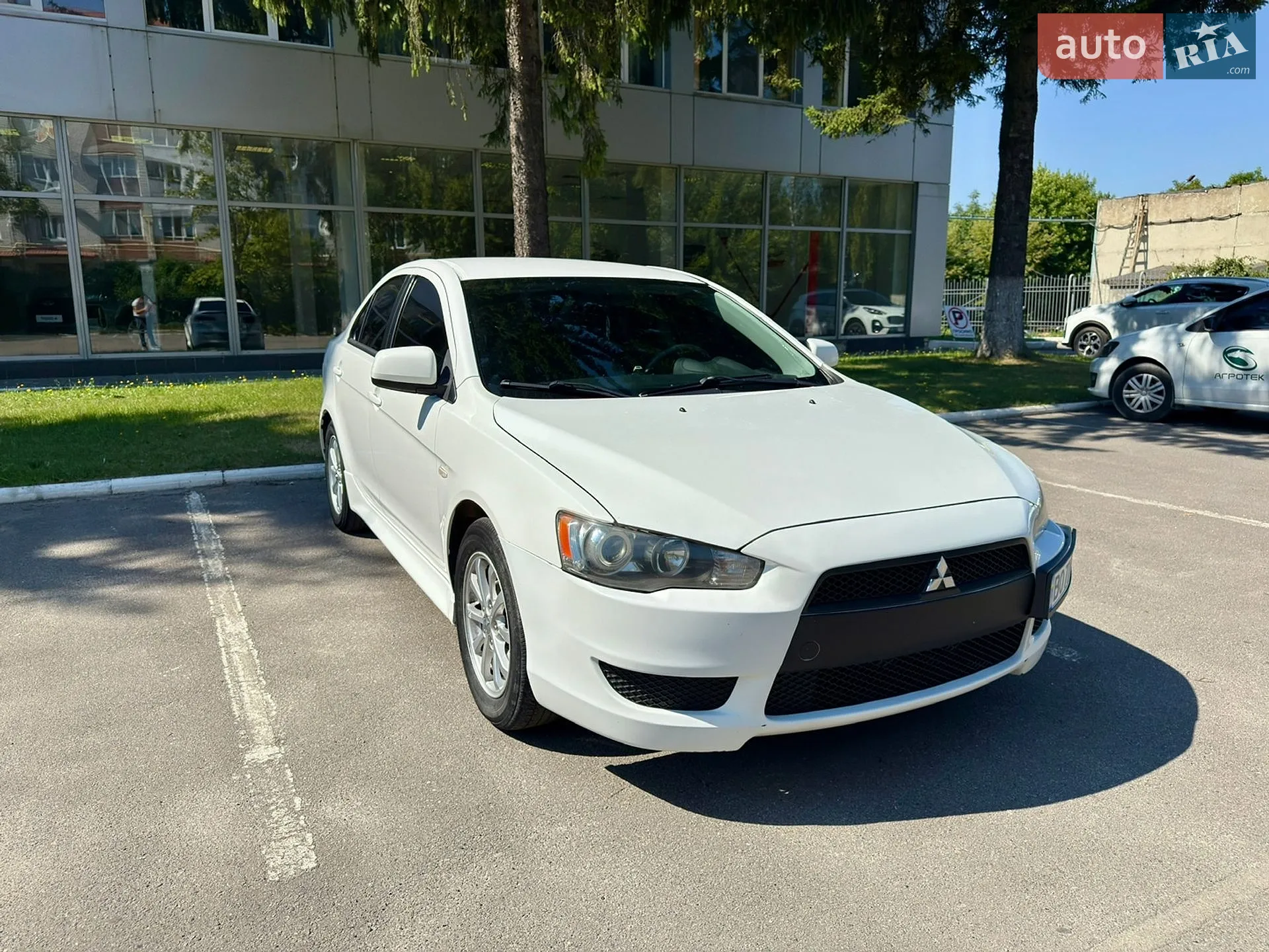 2010 Mitsubishi Lancer - мініатюра 3