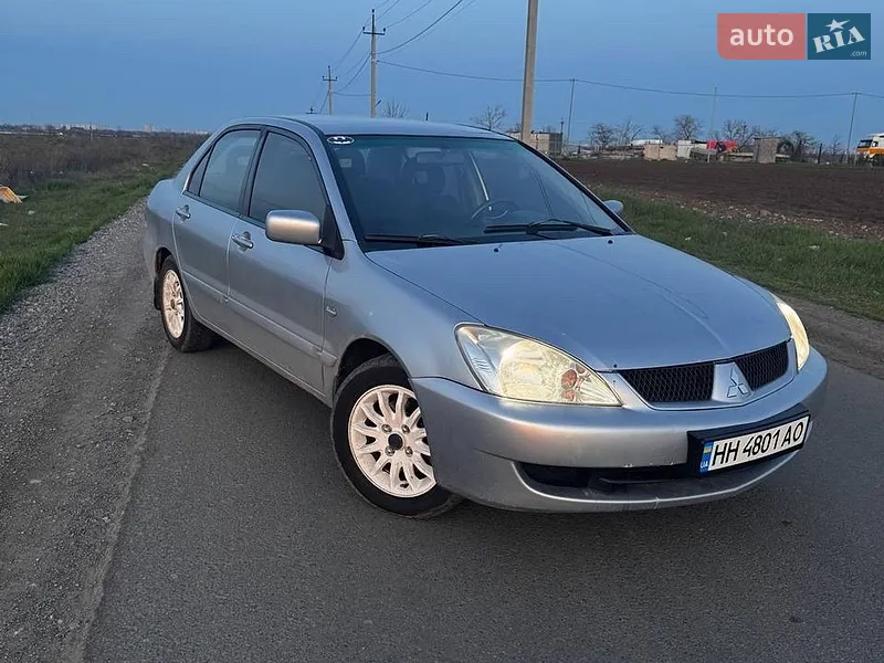 Mitsubishi Lancer