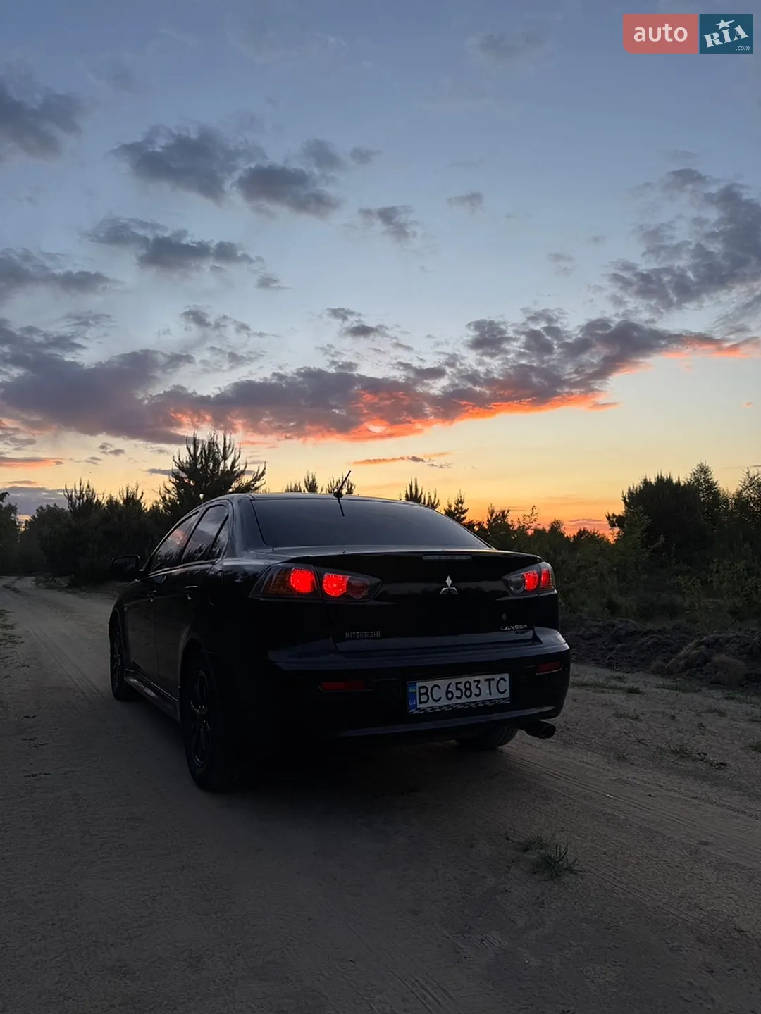 2011 Mitsubishi Lancer - мініатюра 20