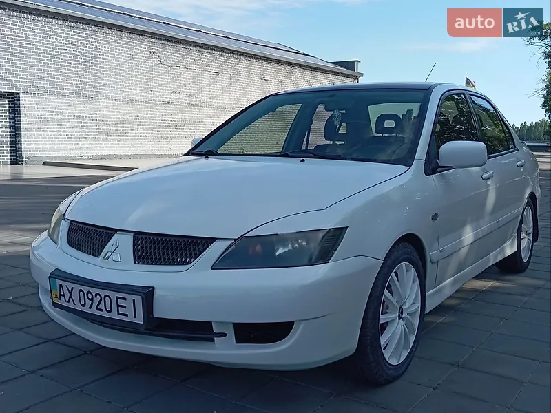 Mitsubishi Lancer